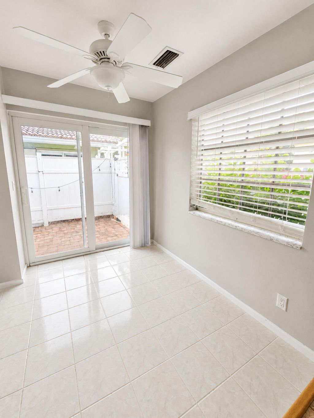 2120 NE 41st Street, Unit A, Lighthouse Point, FL 33064 Photo