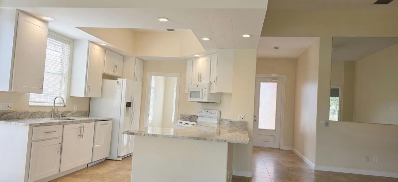 11547 SW Rockingham Drive, Port Saint Lucie, FL 34987 Photo