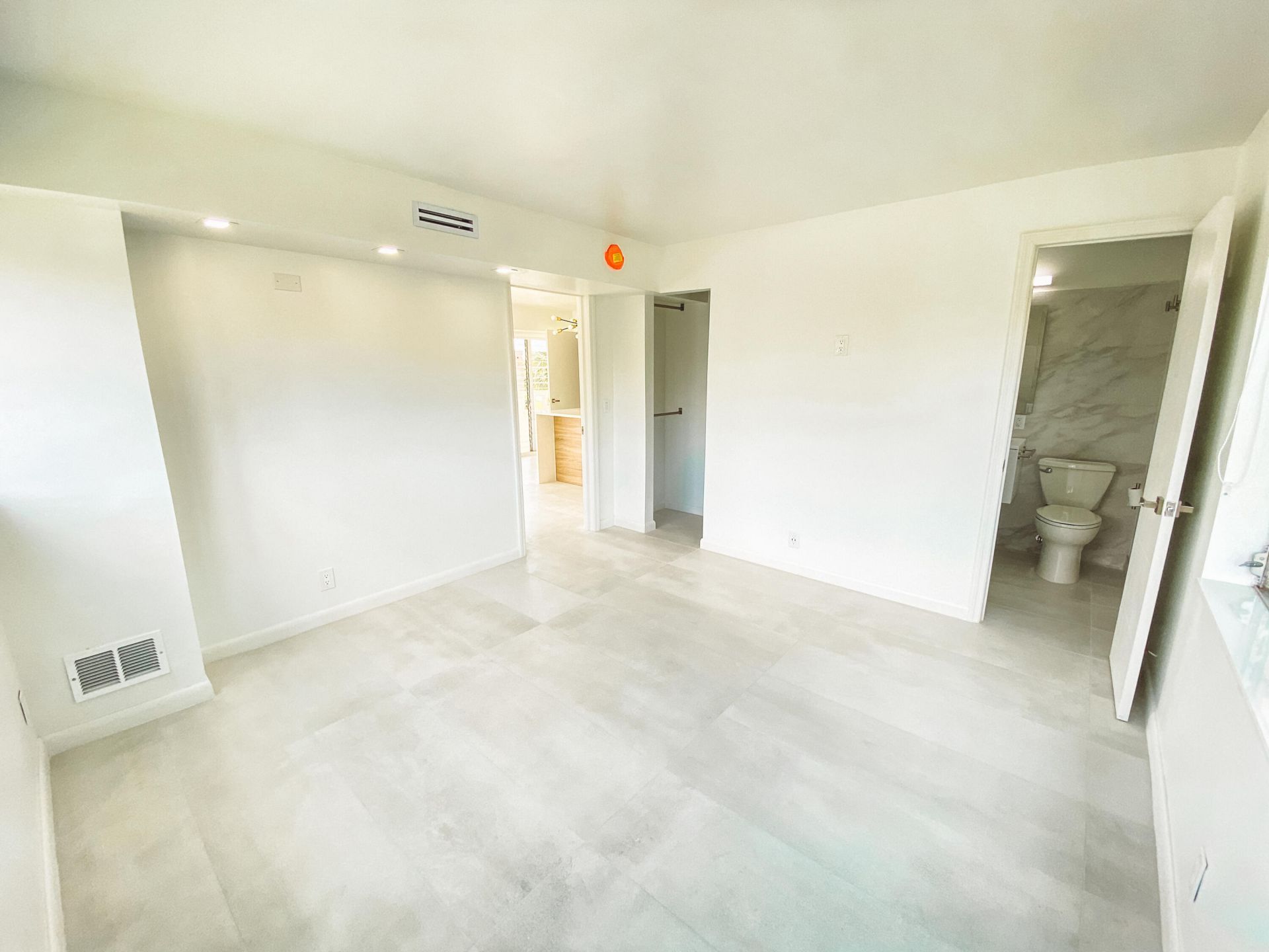 2755 NE 28th Avenue, Unit C1, Lighthouse Point, FL 33064 Photo