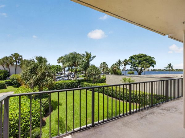 136 Lakeshore Drive, North Palm Beach, FL 33408