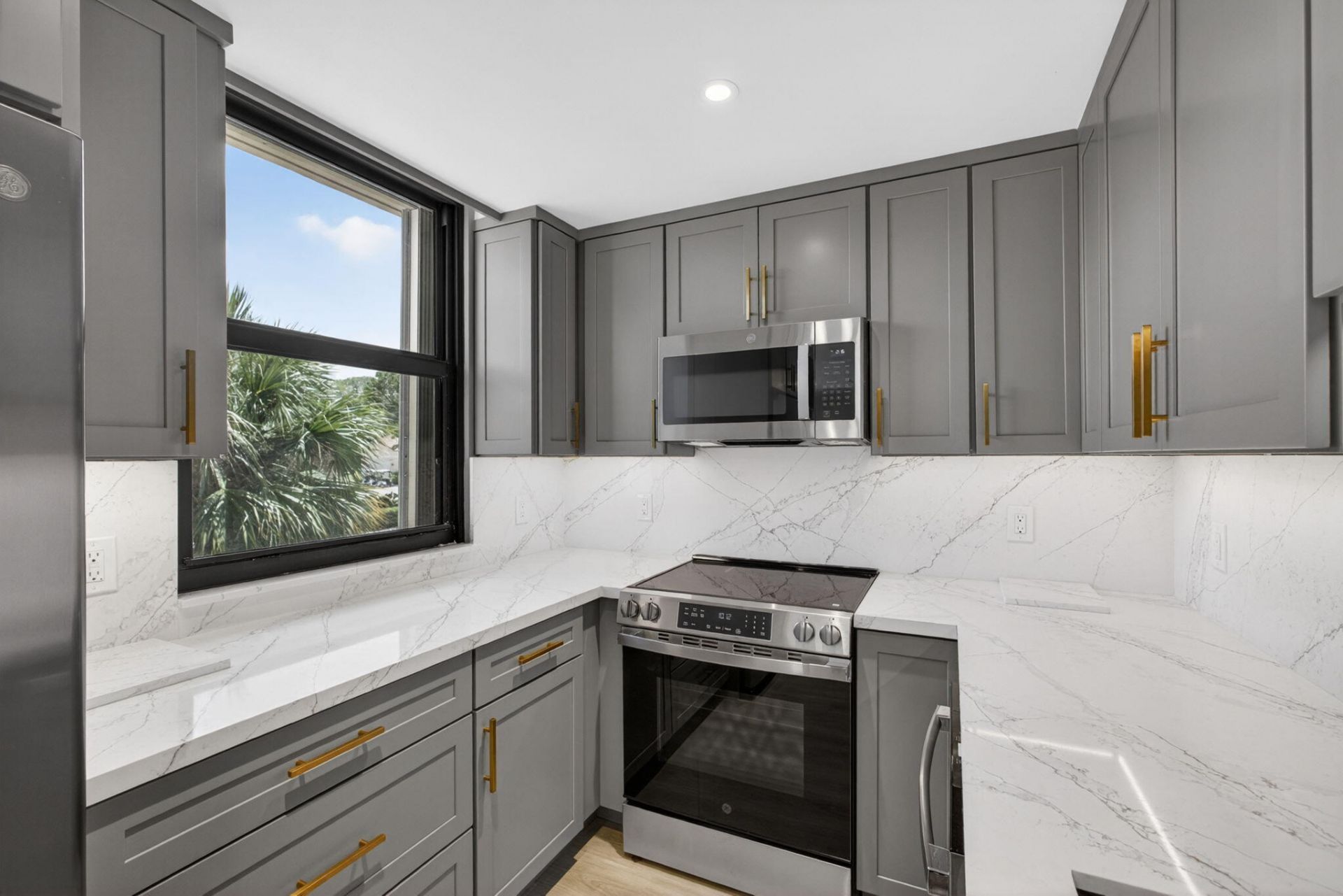 136 Lakeshore Drive, North Palm Beach, FL 33408 Photo