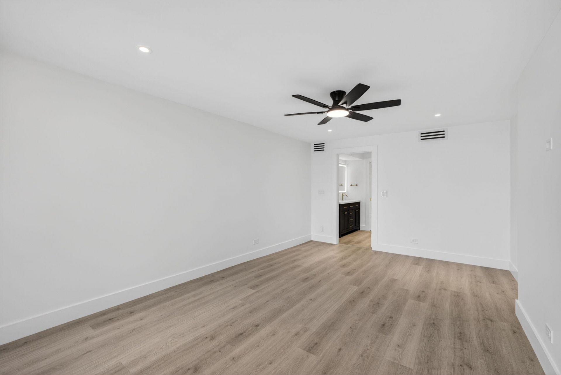 136 Lakeshore Drive, North Palm Beach, FL 33408 Photo