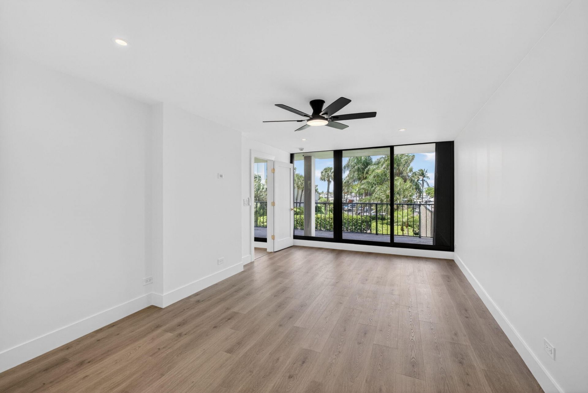 136 Lakeshore Drive, North Palm Beach, FL 33408 Photo