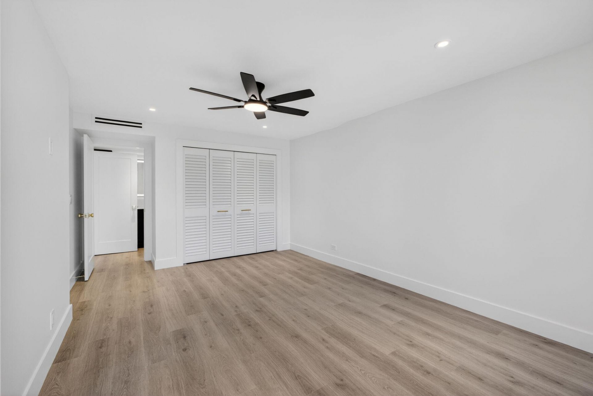 136 Lakeshore Drive, North Palm Beach, FL 33408 Photo