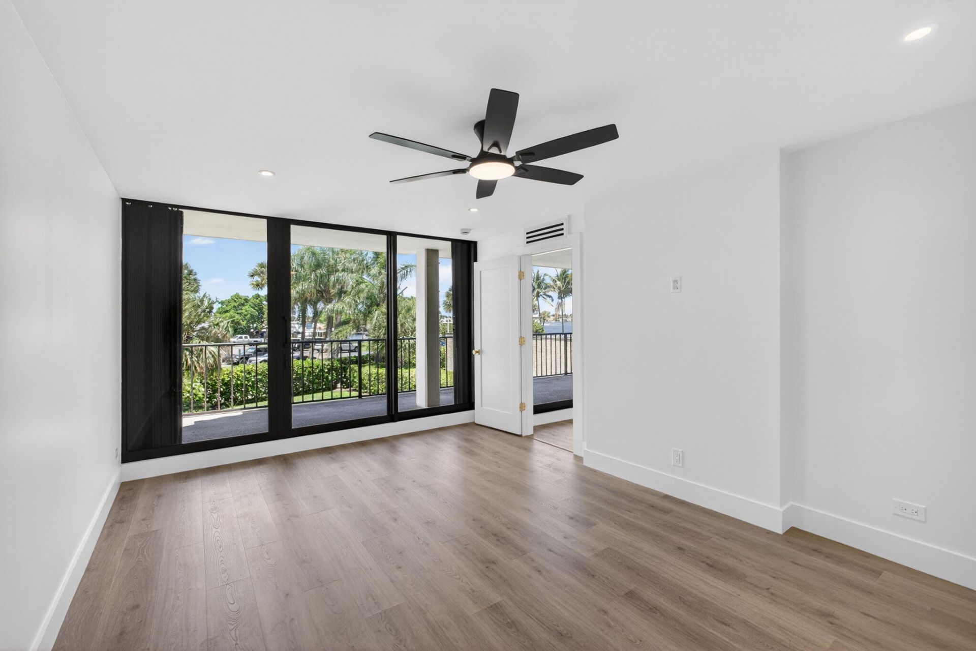 136 Lakeshore Drive, North Palm Beach, FL 33408 Photo