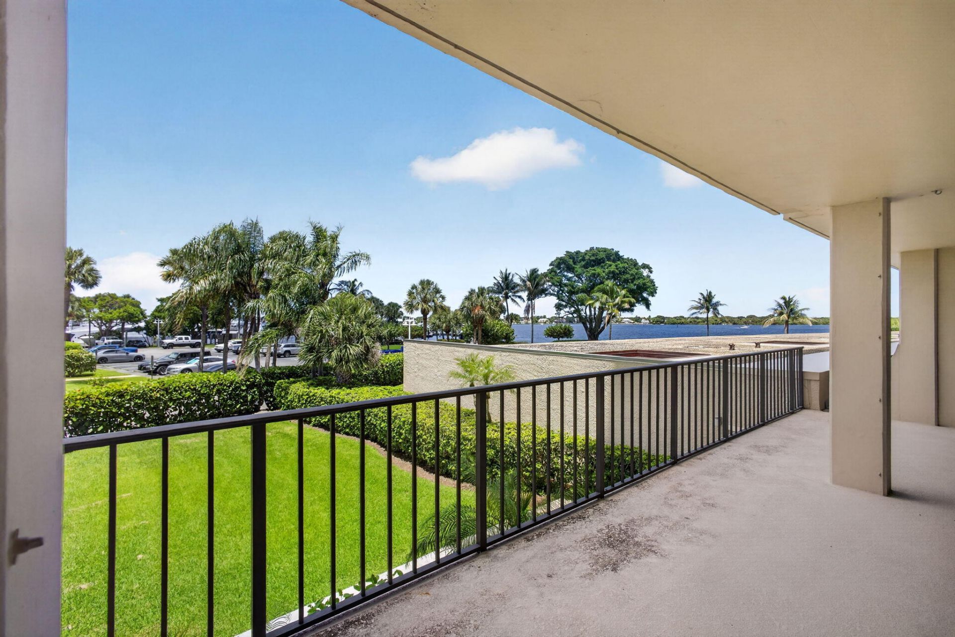 136 Lakeshore Drive, North Palm Beach, FL 33408 Photo