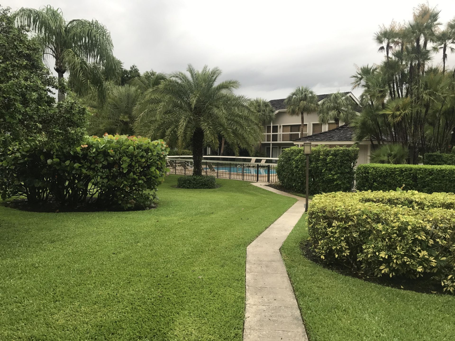 11863 Wimbledon Circle, Unit 433, Wellington, FL 33414 Photo