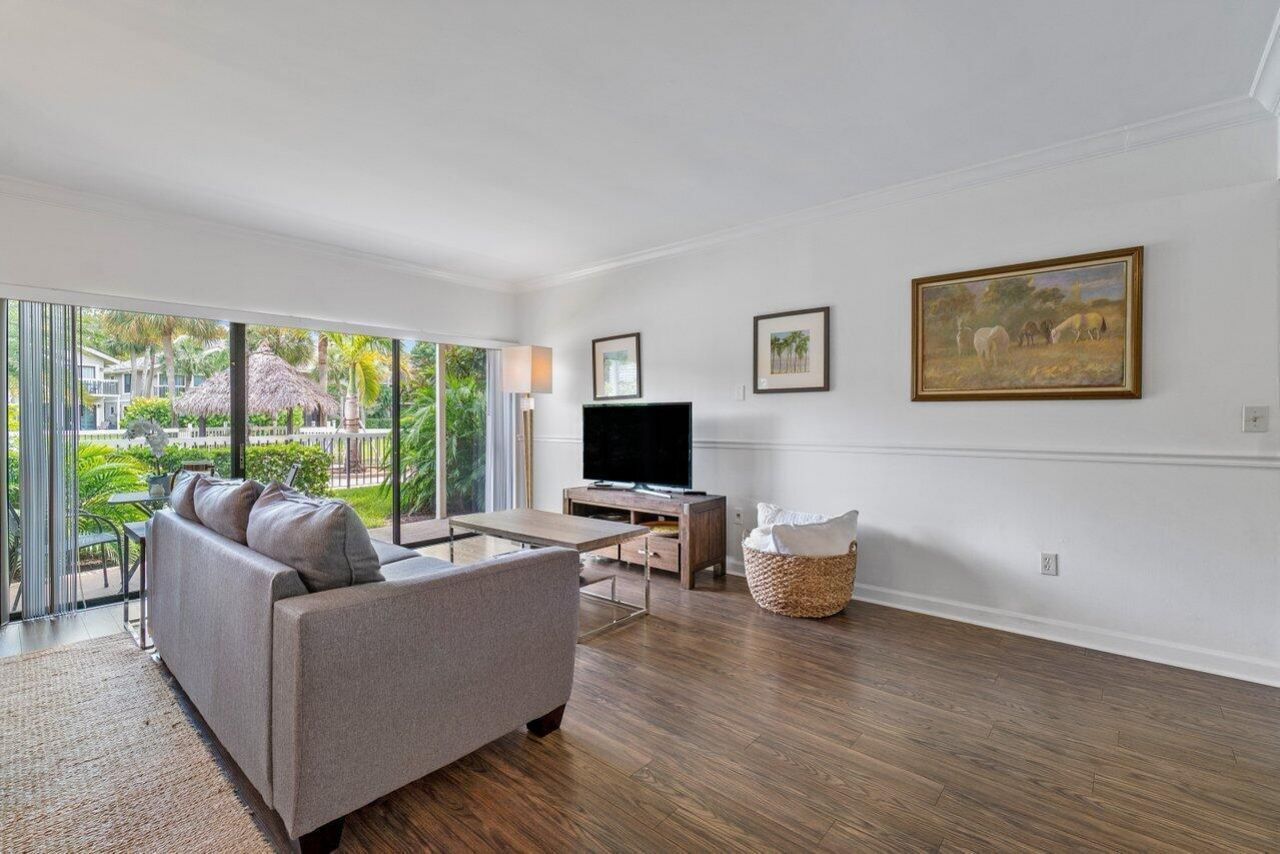 11863 Wimbledon Circle, Unit 433, Wellington, FL 33414 Photo