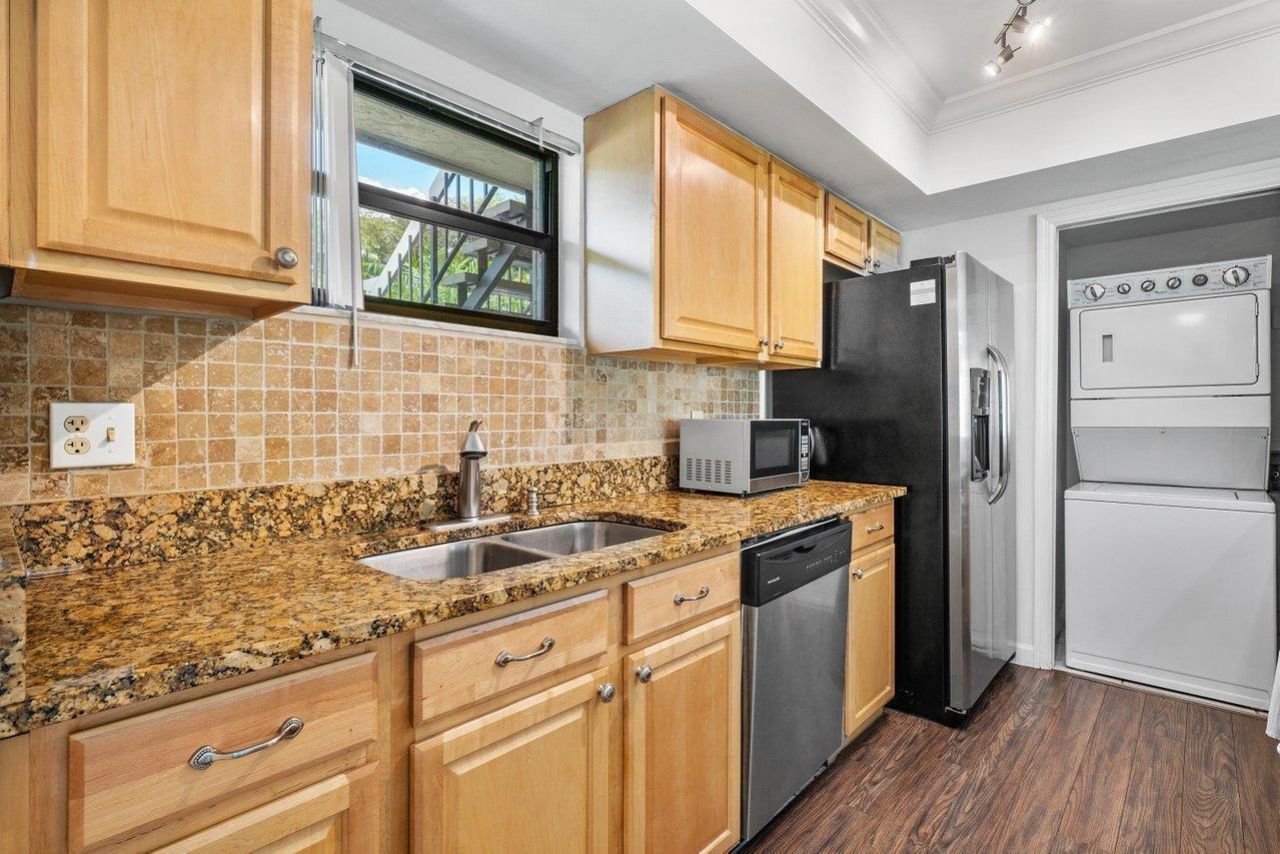 11863 Wimbledon Circle, Unit 433, Wellington, FL 33414 Photo