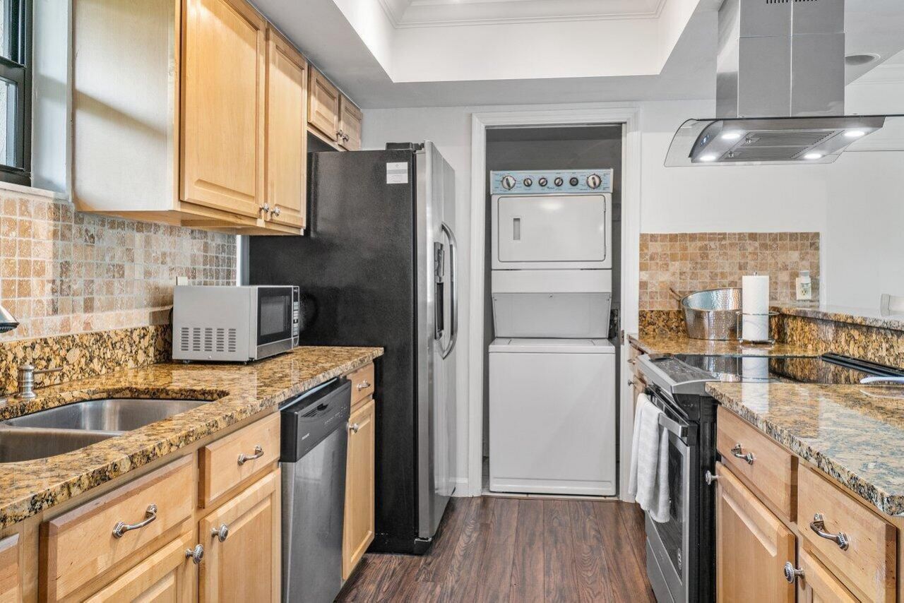 11863 Wimbledon Circle, Unit 433, Wellington, FL 33414 Photo