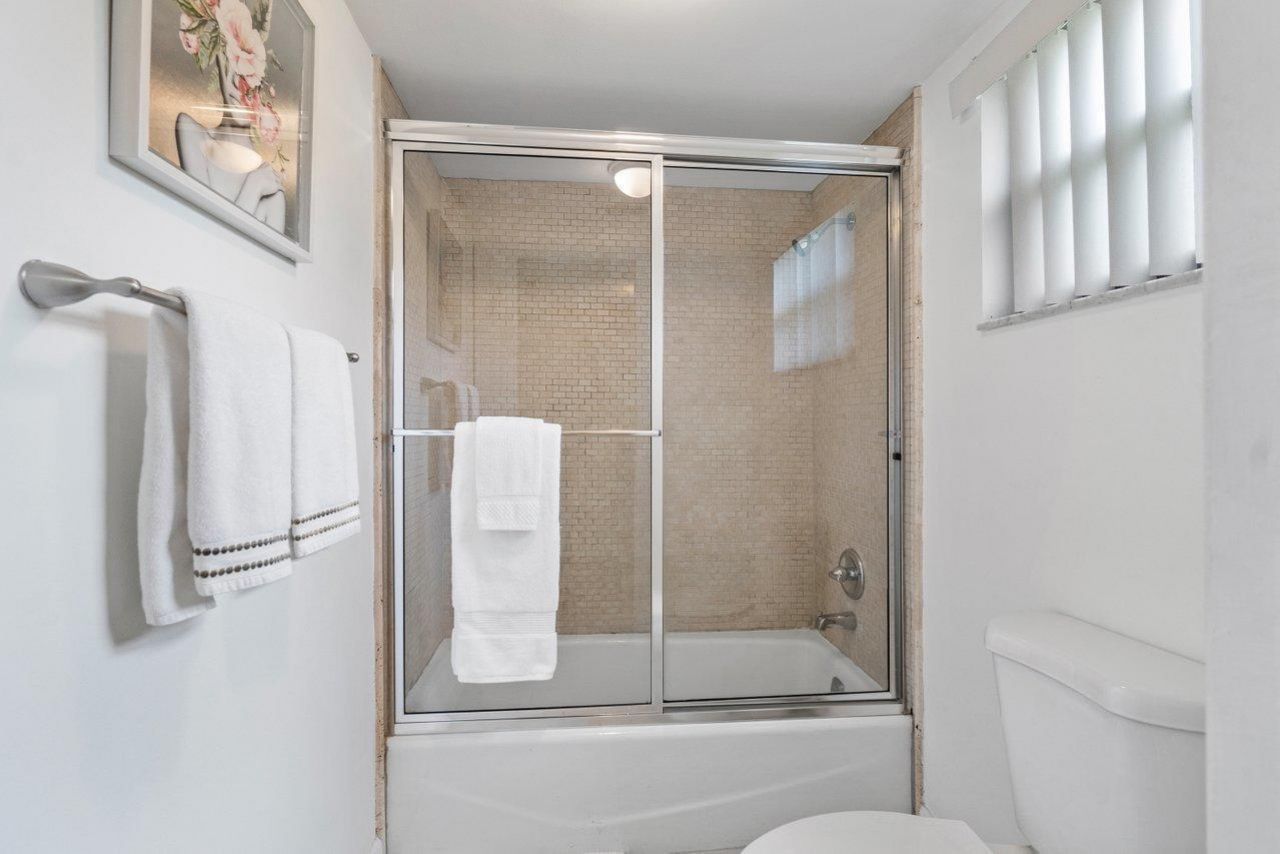 11863 Wimbledon Circle, Unit 433, Wellington, FL 33414 Photo