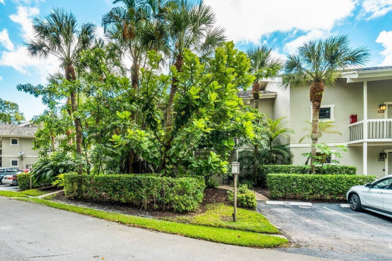 11863 Wimbledon Circle, Unit 444, Wellington, FL 33414 Photo