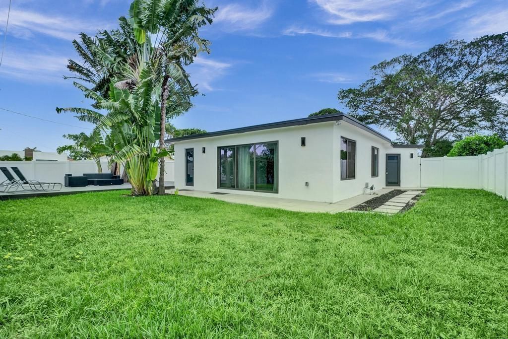 1001 SE 13th Court, Deerfield Beach, FL 33441 Photo