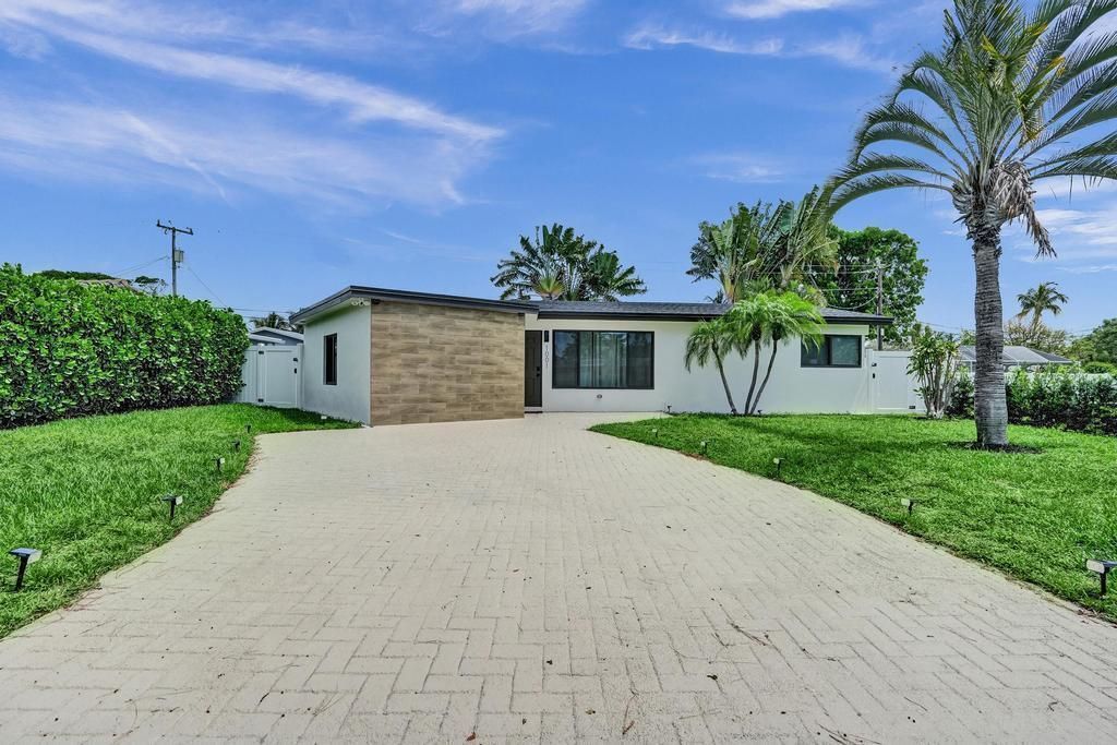 1001 SE 13th Court, Deerfield Beach, FL 33441 Photo
