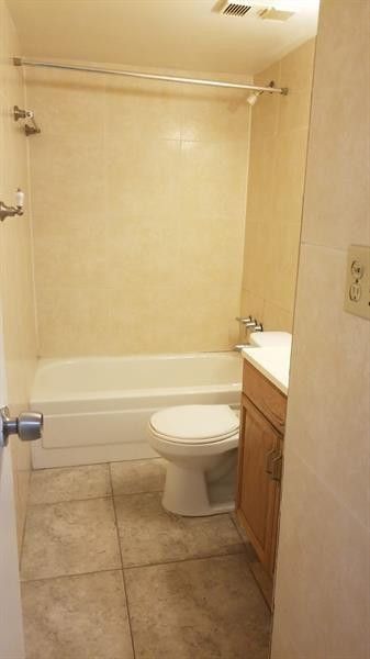 4324 NW 9th Avenue, Unit 6-3c, Pompano Beach, FL 33064 Photo