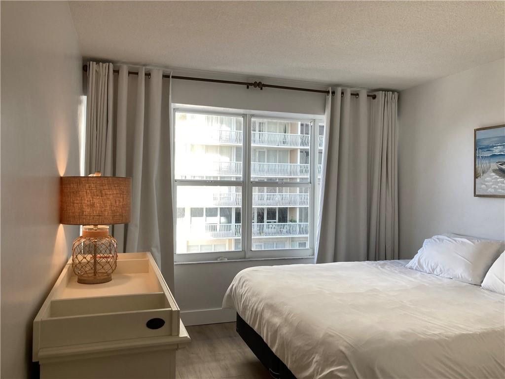 4010 N Galt Ocean Drive, Unit 414, Fort Lauderdale, FL 33308 Photo
