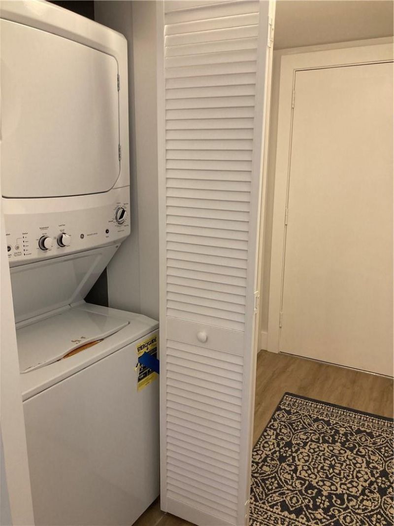 4010 N Galt Ocean Drive, Unit 414, Fort Lauderdale, FL 33308 Photo