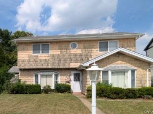 2407 Madison Drive , East Meadow, NY 11554