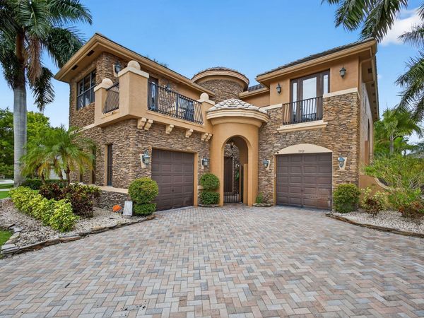 3501 Collonade Drive, Wellington, FL 33449