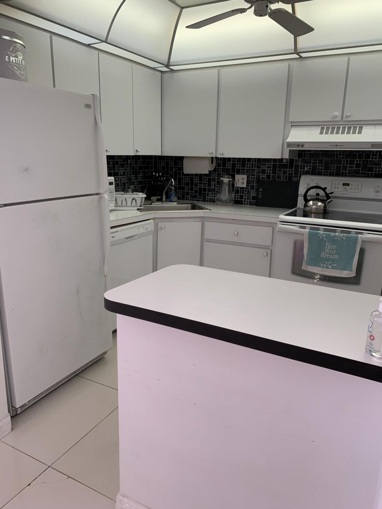 101 Briny Avenue, Unit 806, Pompano Beach, FL 33062 Photo