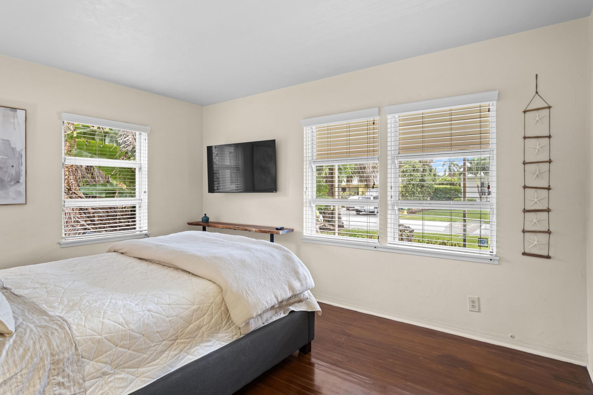 15 N Swinton Circle, Delray Beach, FL 33444 Photo