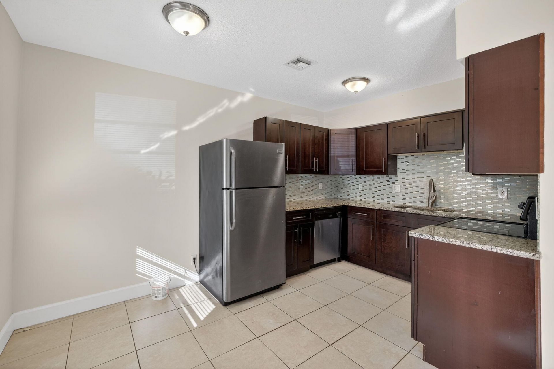 2500 SW 18th Terrace, Unit 3, Fort Lauderdale, FL 33315 Photo