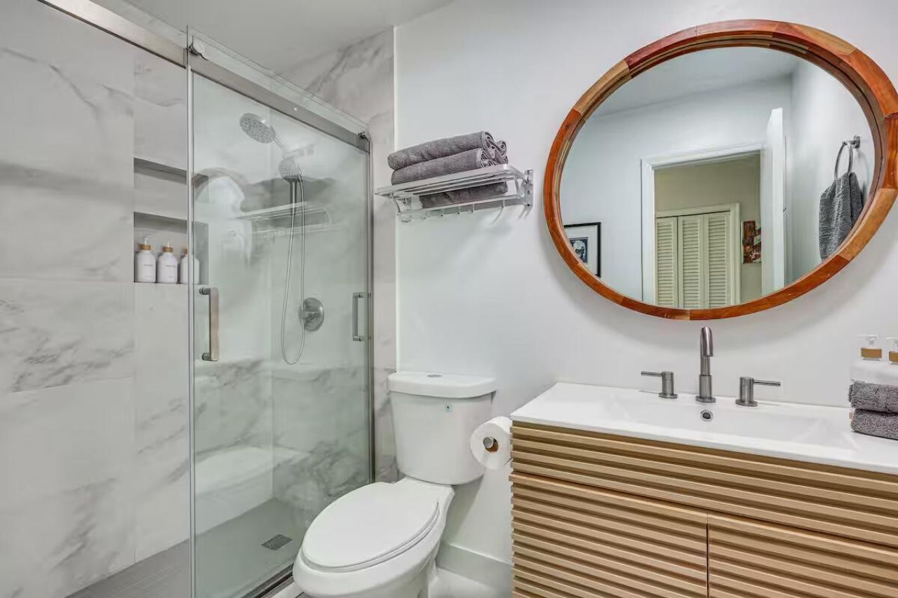 124 SW 2nd Avenue, Hallandale Beach, FL 33009 Photo