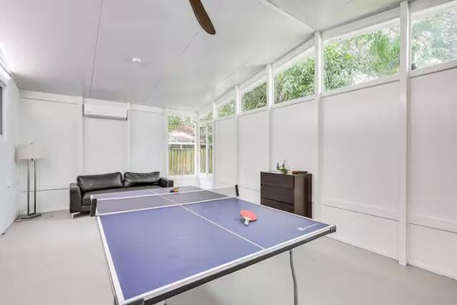 124 SW 2nd Avenue, Hallandale Beach, FL 33009 Photo