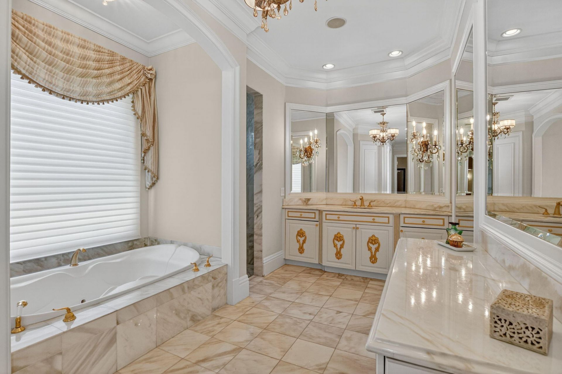 377 E Coconut Palm Road, Boca Raton, FL 33432 Photo