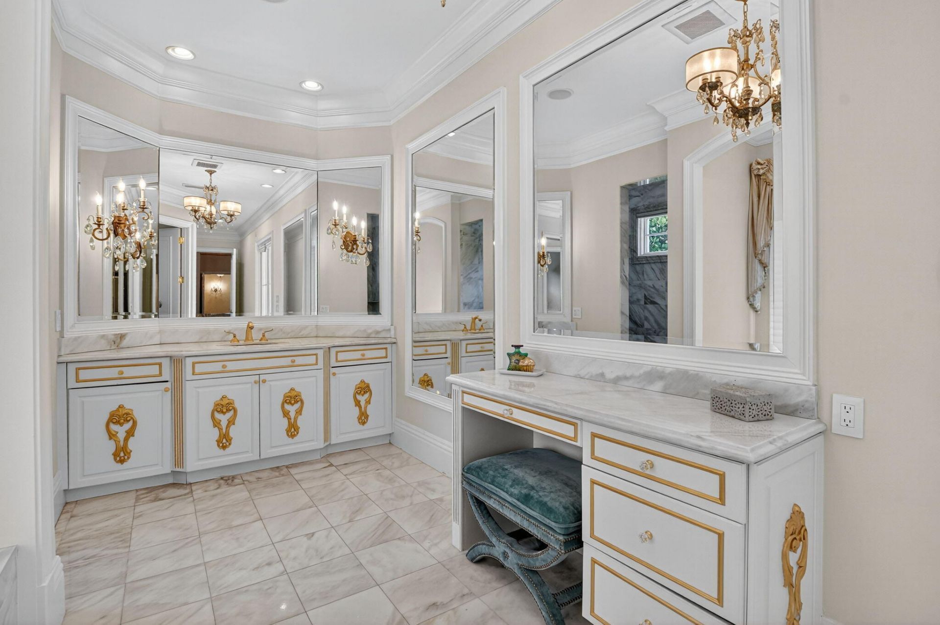 377 E Coconut Palm Road, Boca Raton, FL 33432 Photo