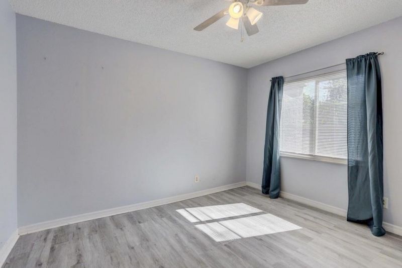 516 Nathan Hale Road, Unit 1, West Palm Beach, FL 33405 Photo