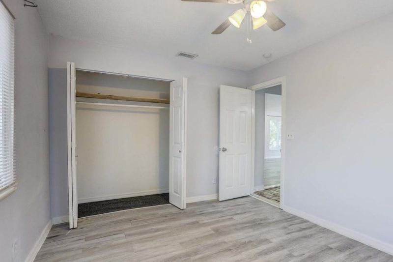 516 Nathan Hale Road, Unit 1, West Palm Beach, FL 33405 Photo