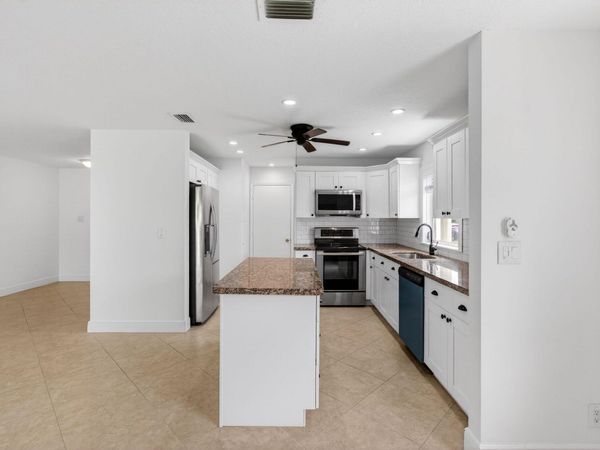 6038 Lasalle Road, Delray Beach, FL 33484