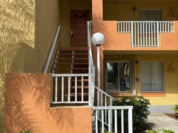 1088 Coral Club Drive, Unit 1088, Coral Springs, FL 33071