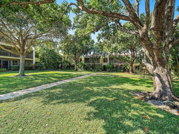 150 Pineview Road, Unit G8, Jupiter, FL 33469