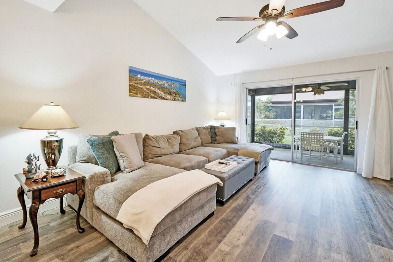 113 Pinewood Court, Jupiter, FL 33458 Photo