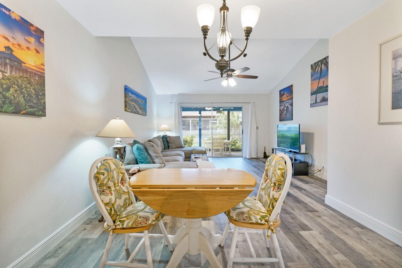 113 Pinewood Court, Jupiter, FL 33458 Photo