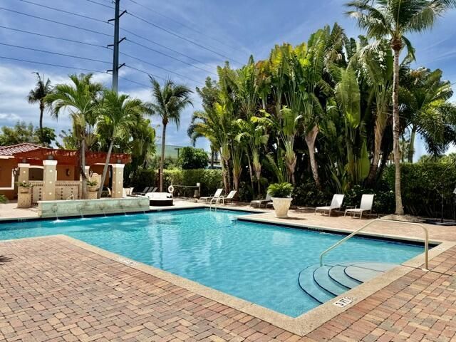 616 Clearwater Park Road, Unit 713, West Palm Beach, FL 33401 Photo
