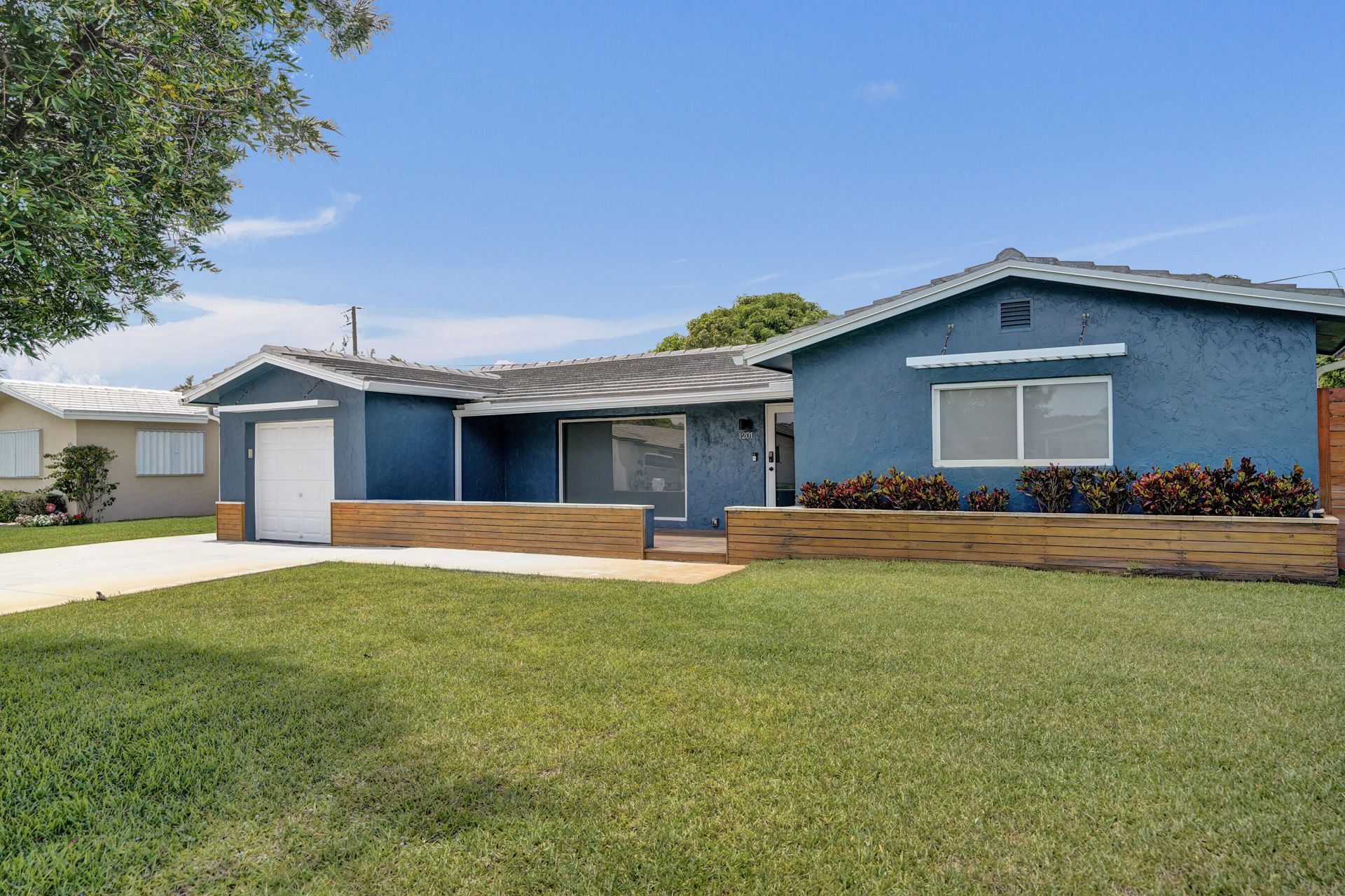 1201 SW 28th Avenue, Boynton Beach, FL 33426 Photo