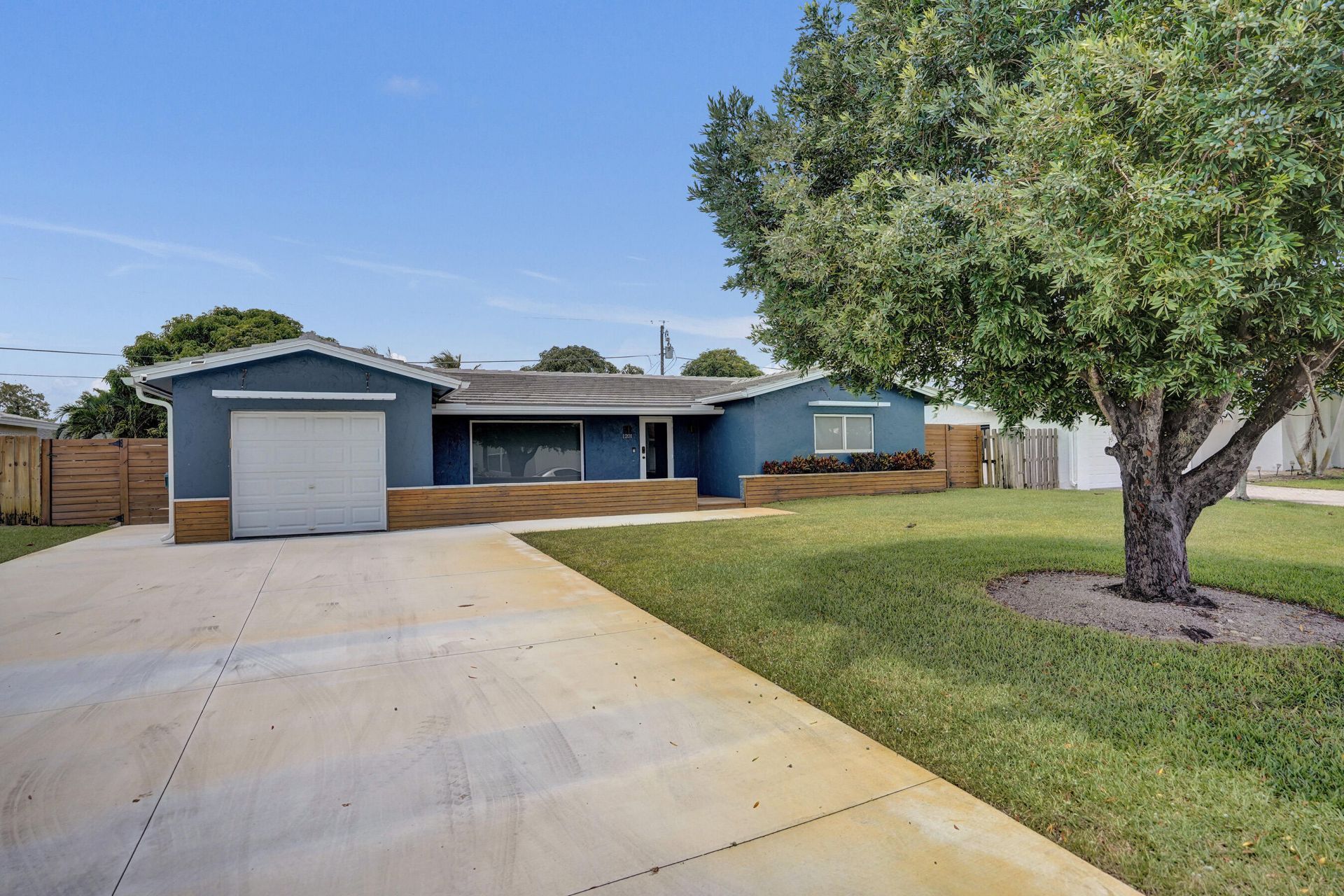 1201 SW 28th Avenue, Boynton Beach, FL 33426 Photo