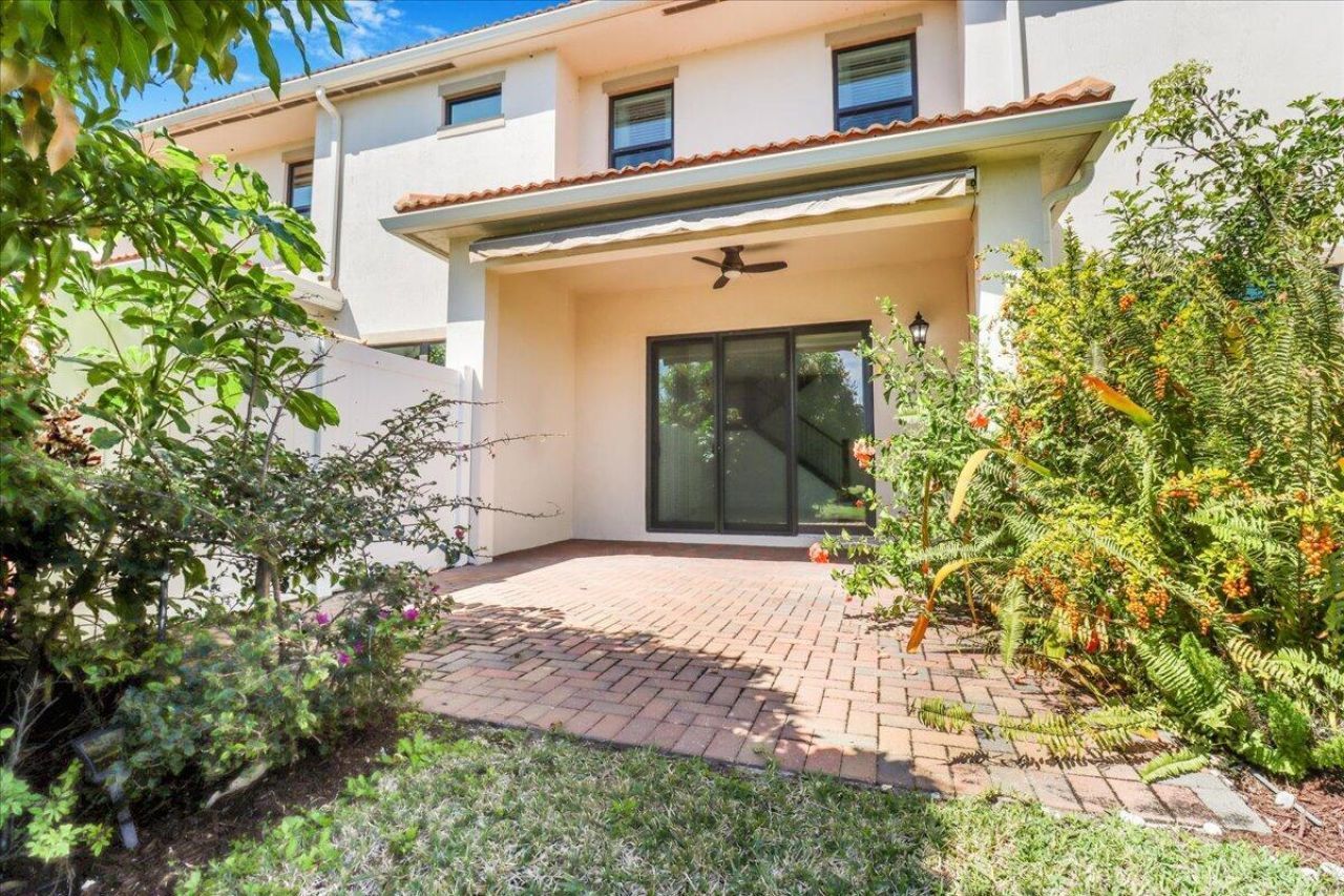 10098 Akenside Drive, Boca Raton, FL 33428 Photo