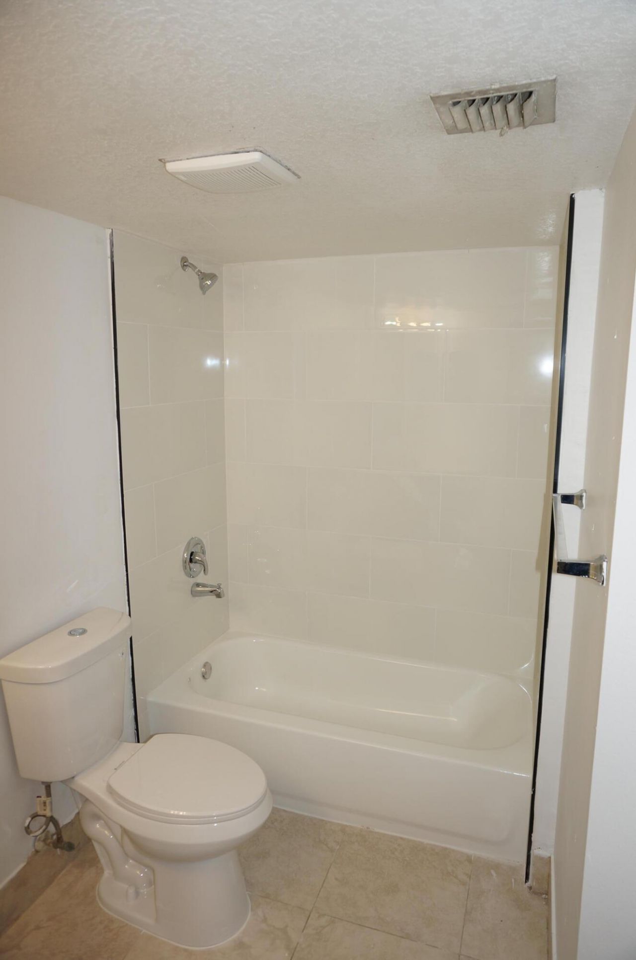 4021 San Marino Boulevard, Unit 204, West Palm Beach, FL 33409 Photo