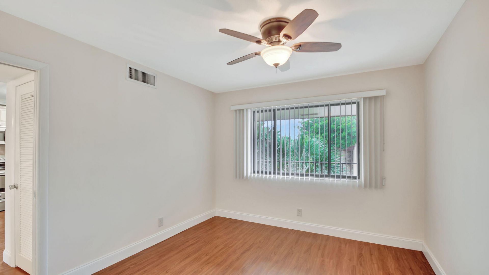 4539 Luxemburg Court, Unit 304, Lake Worth, FL 33467 Photo