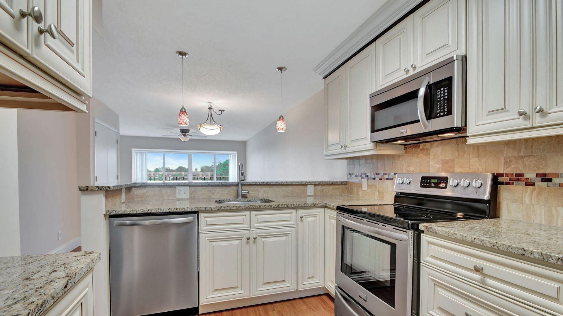 4539 Luxemburg Court, Unit 304, Lake Worth, FL 33467 Photo