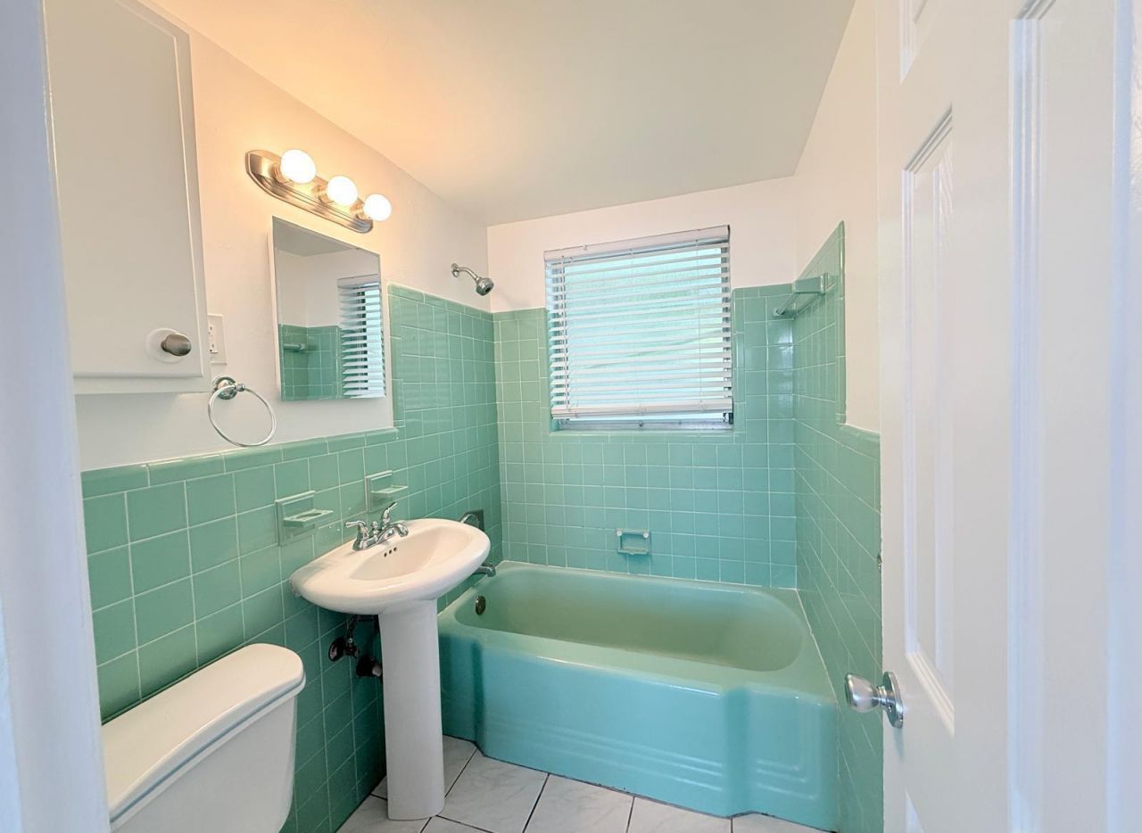 77 Hendricks Isle, Unit 5, Fort Lauderdale, FL 33301 Photo
