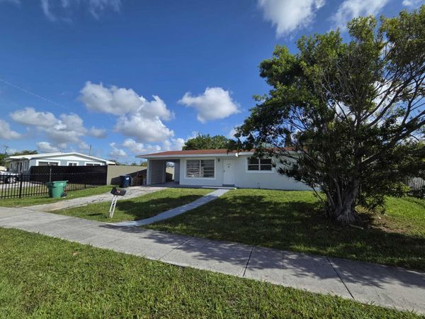 2455 NW 207th Street, Miami Gardens, FL 33056