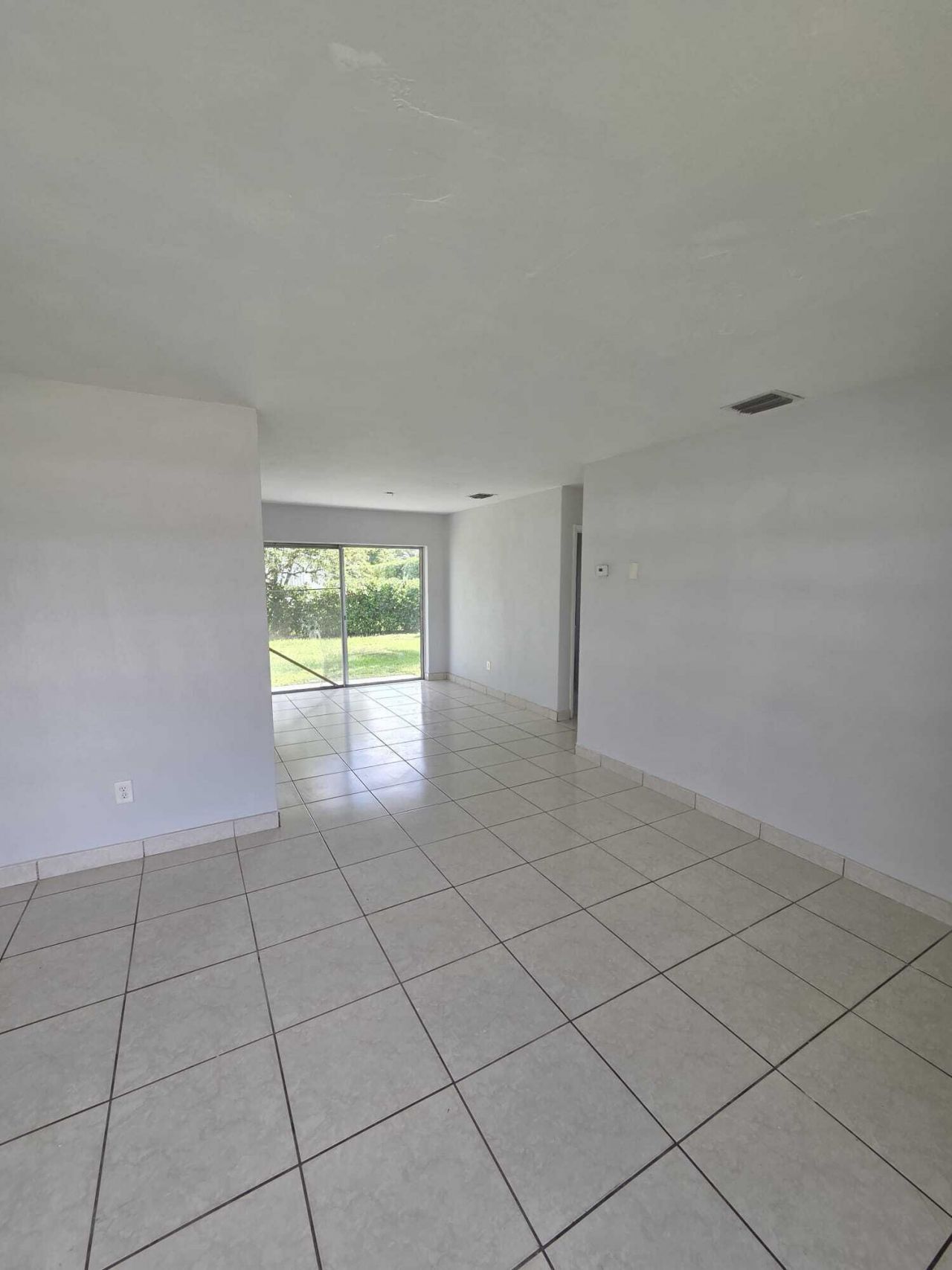 2455 NW 207th Street, Miami Gardens, FL 33056 Photo