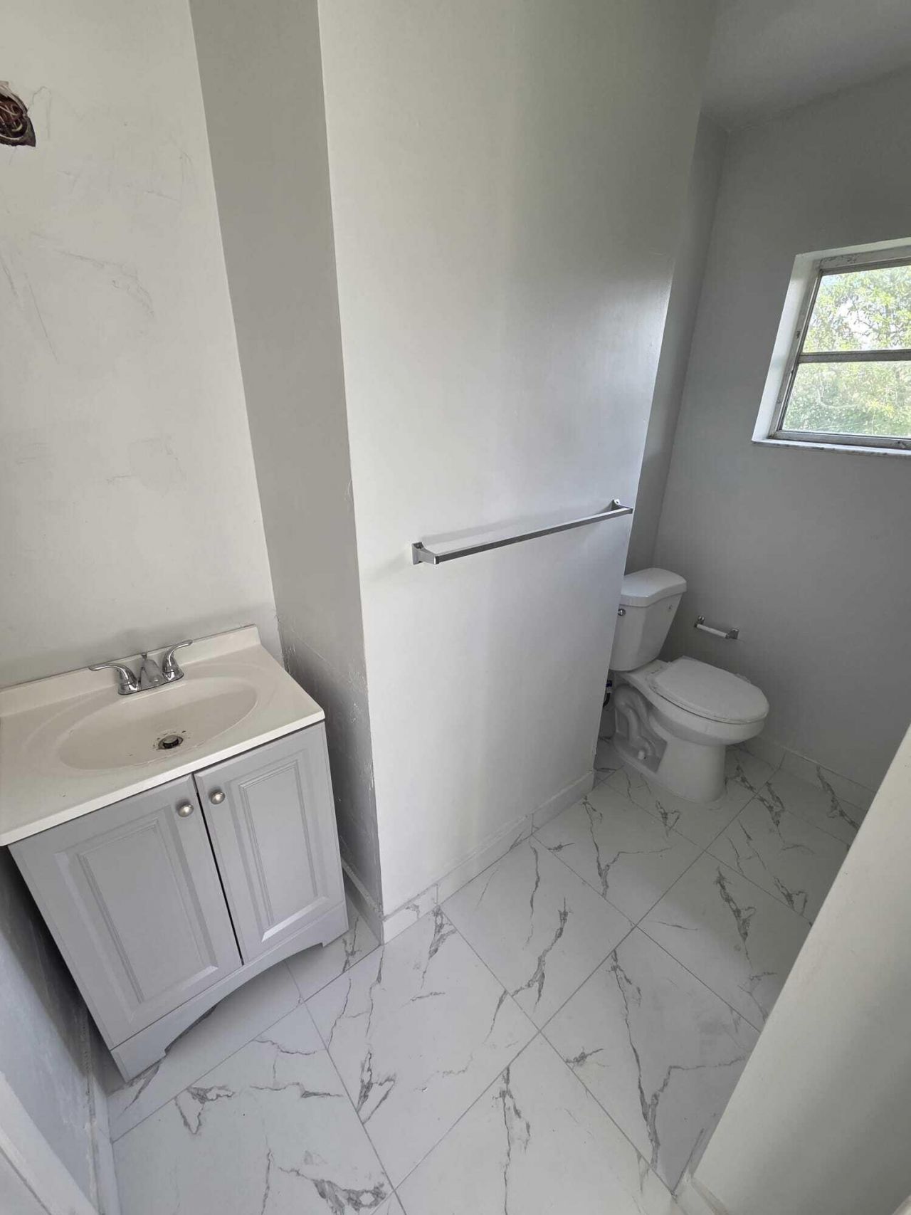 2455 NW 207th Street, Miami Gardens, FL 33056 Photo