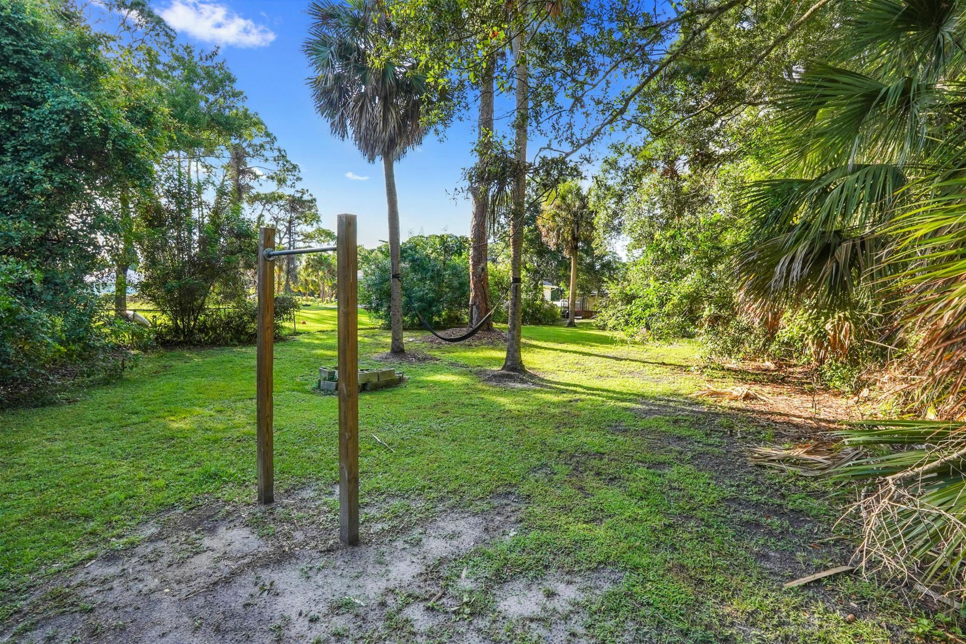 203 E Easy Street, Fort Pierce, FL 34982 Photo