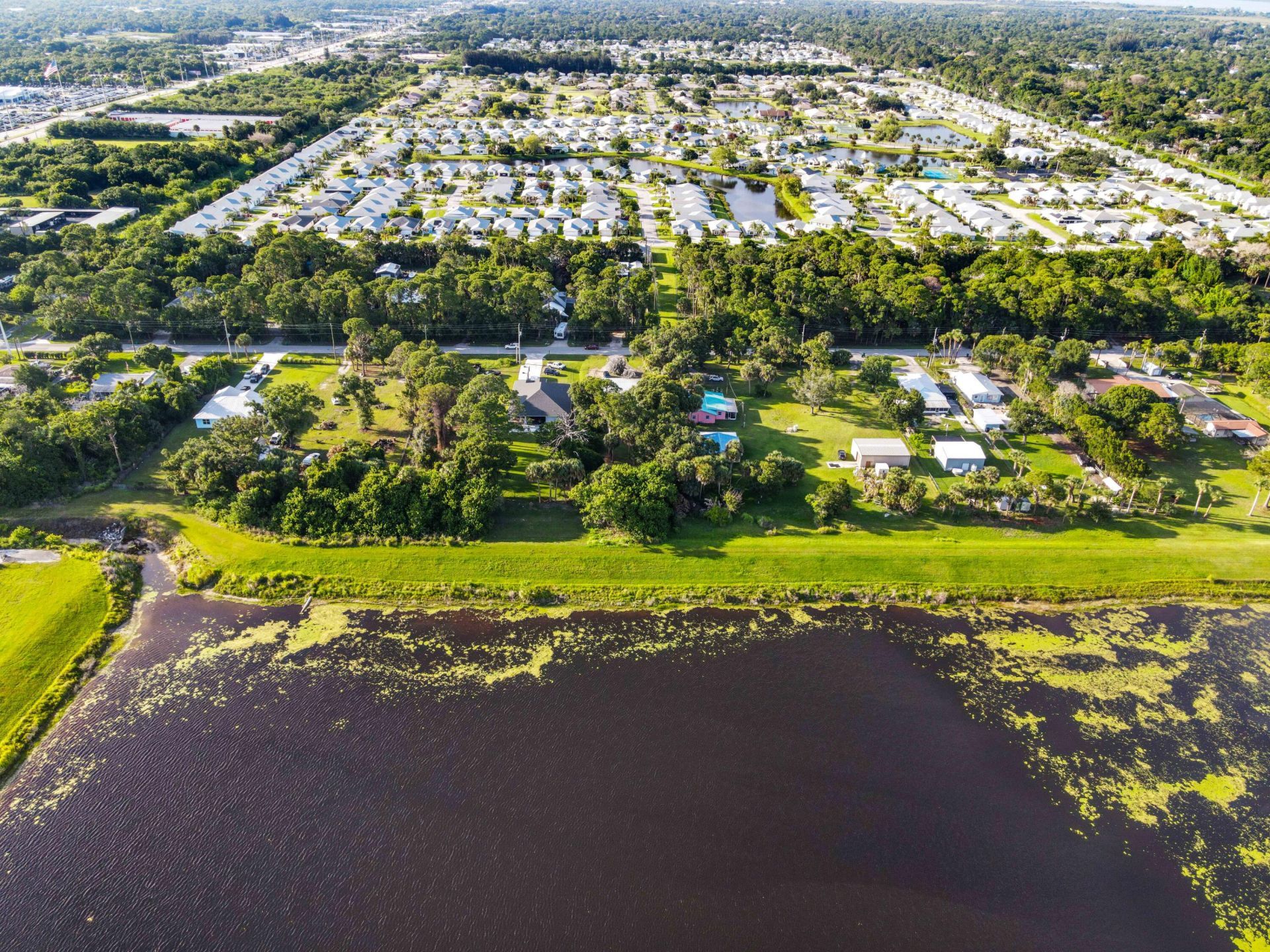 203 E Easy Street, Fort Pierce, FL 34982 Photo
